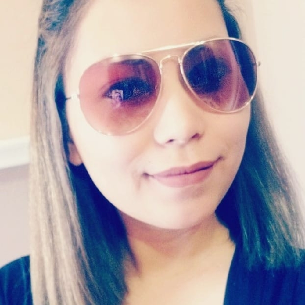 Meet your Posher, Chinami
